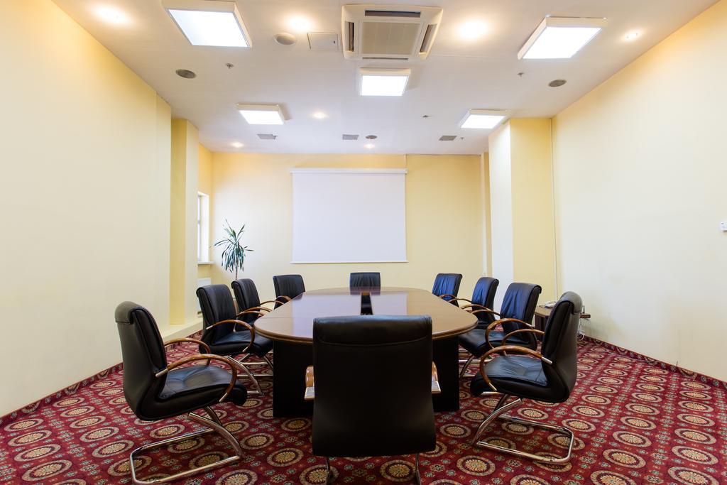 Hotel Duman Astana Luaran gambar