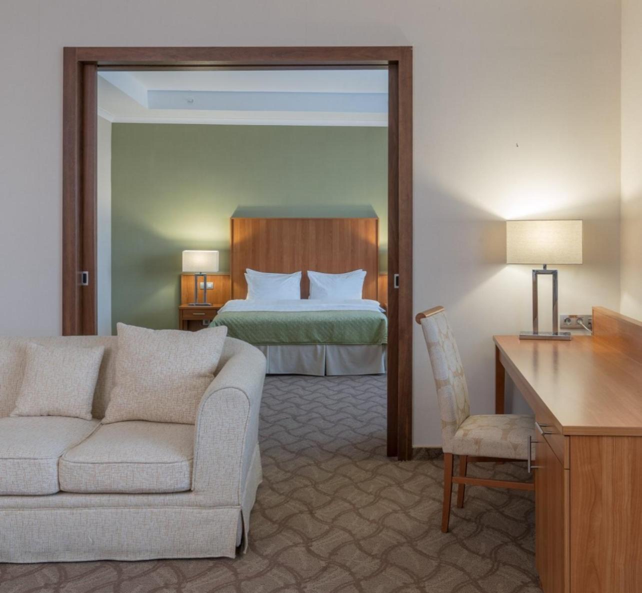 Hotel Duman Astana Luaran gambar