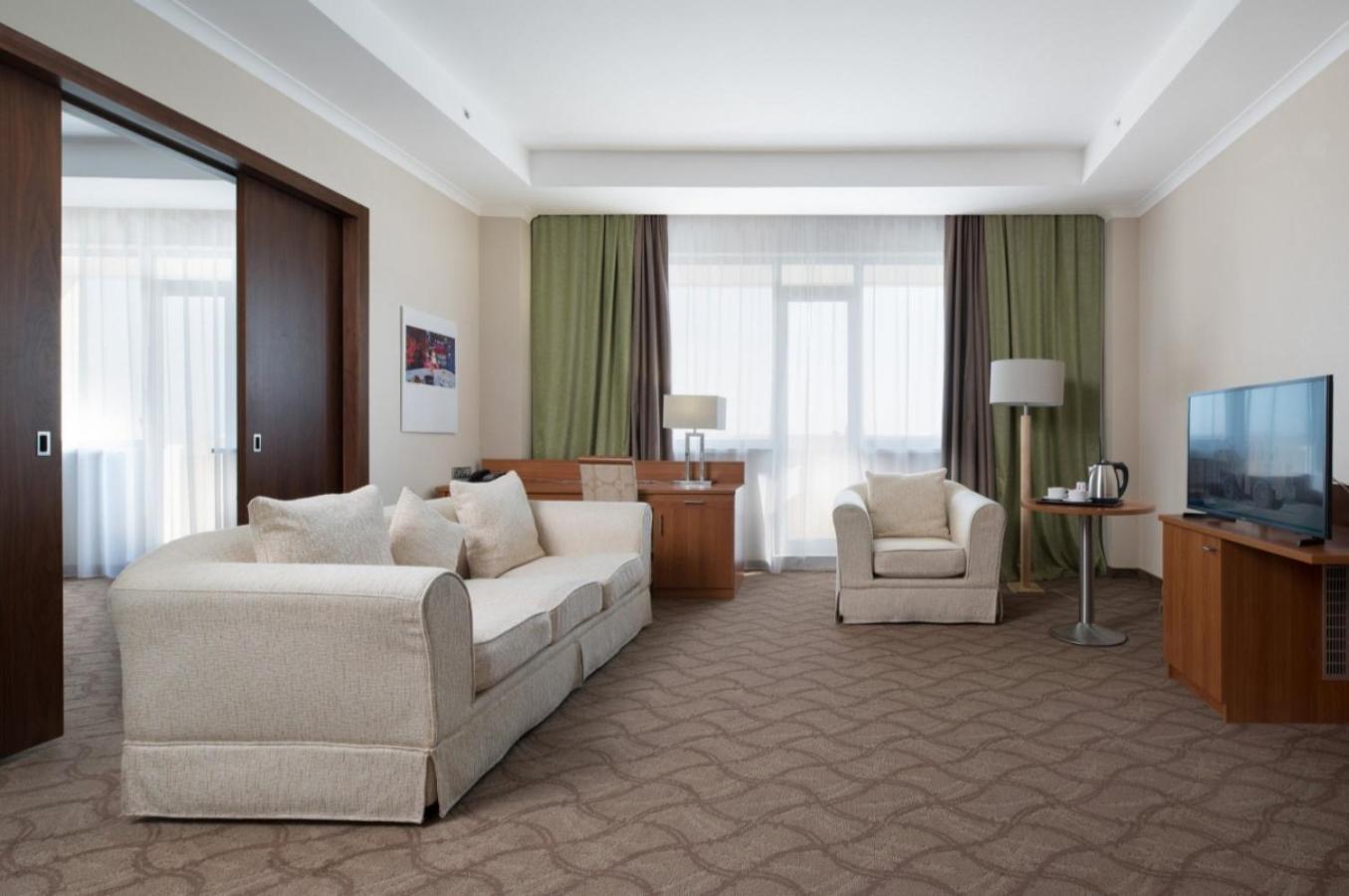 Hotel Duman Astana Luaran gambar