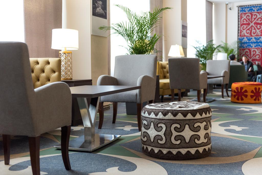 Hotel Duman Astana Luaran gambar