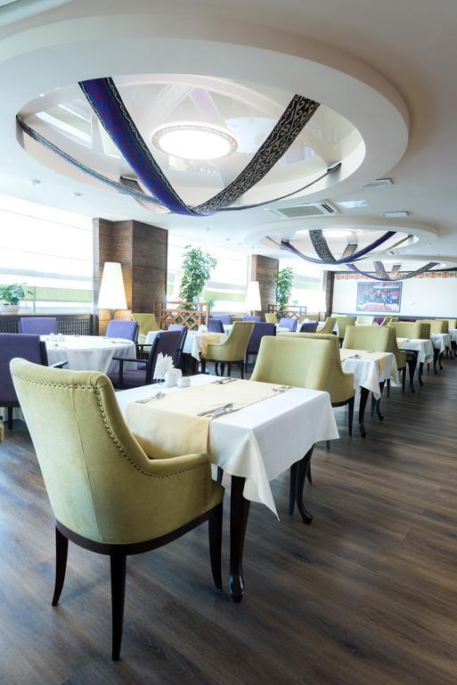 Hotel Duman Astana Luaran gambar