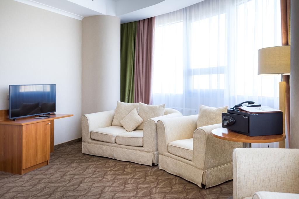Hotel Duman Astana Luaran gambar