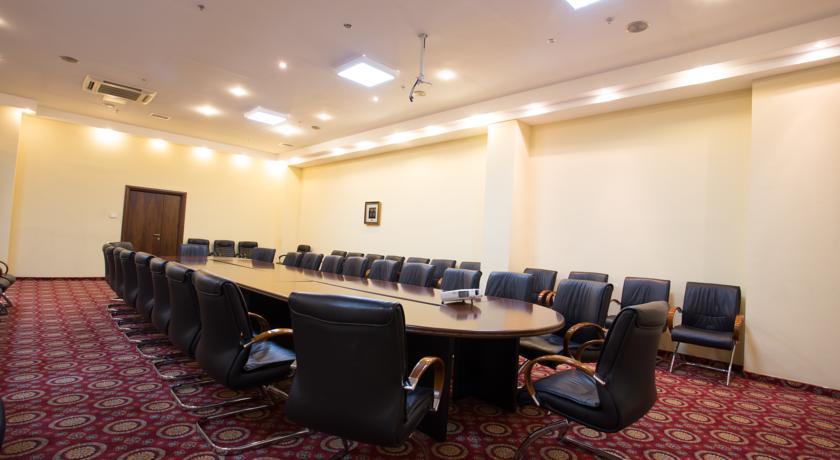 Hotel Duman Astana Luaran gambar