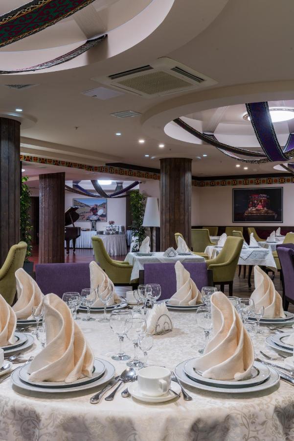 Hotel Duman Astana Luaran gambar
